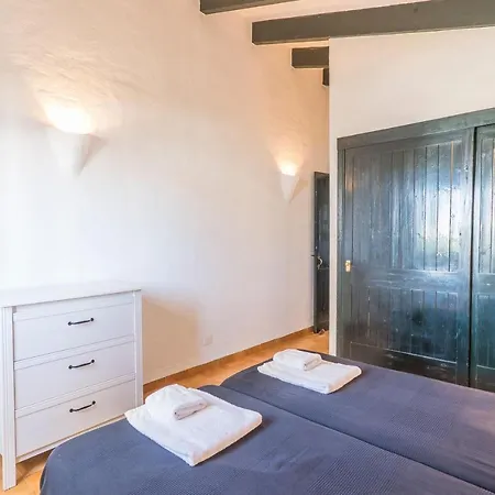 Casa 4 P En Complejo Holiday home Binisafua